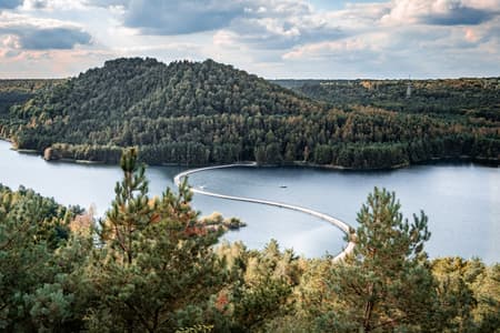 Cycling Between Terrils